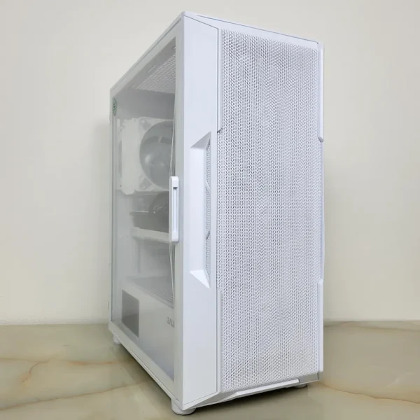 ASRock Ryzen 3900X RX6700XT 16GB 512GB 650W Výkonný herný počítač za skvelú cenu.