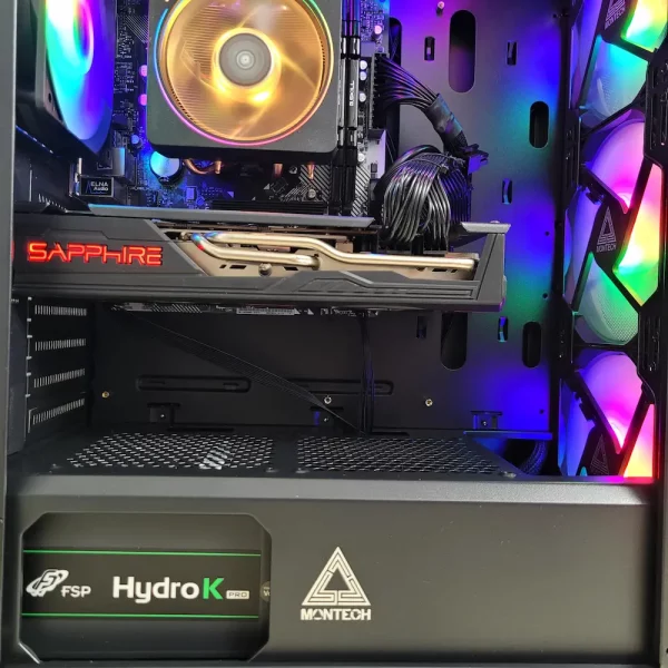 ASRock 5600X RX5700XT 16GB 512GB 750W Kombinácia rýchlosti, výkonu a herného ducha robí z tejto zostavy spoľahlivého víťaza každého duelu.