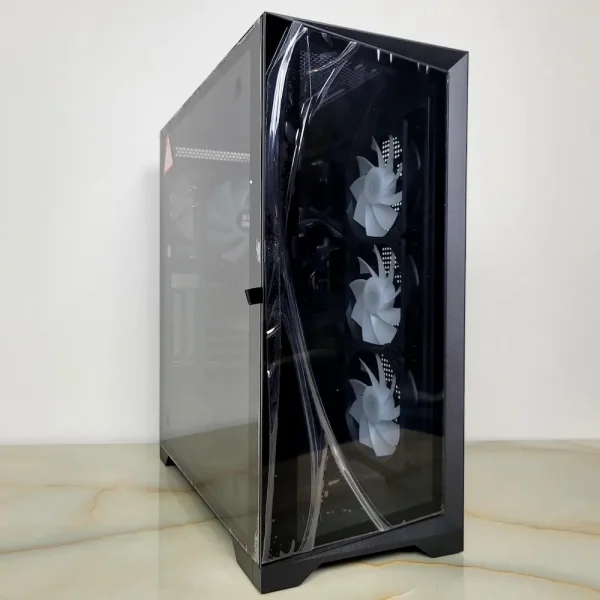 ASRock 5800X RX6700XT 32GB 512GB 650W Je to výkonný a spoľahlivý spoločník, pripravený na plynulé hranie i profesionálne zaťaženie.