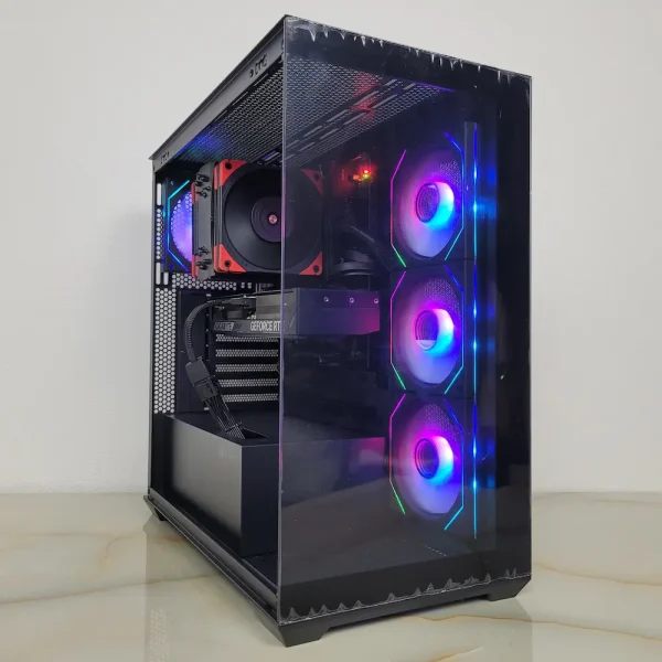 ASRock B850 7700X RTX5070 64GB 1TB 750W Ultimátny stroj pre hranie a tvorbu, ktorý s vami udrží krok aj s tými najnáročnejšími projektmi a hrami.