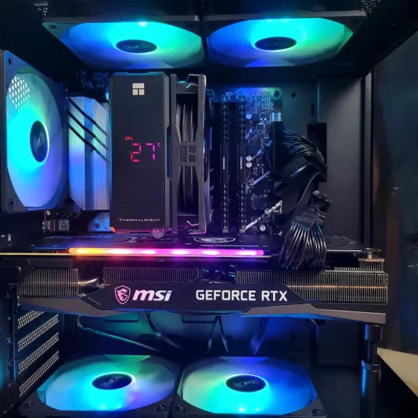 ASUS 12400F RTX3060 16GB 512GB 750W Nehrá sa na elitu, ale svoj výkon ti dokáže naplno predviesť v každej hre.