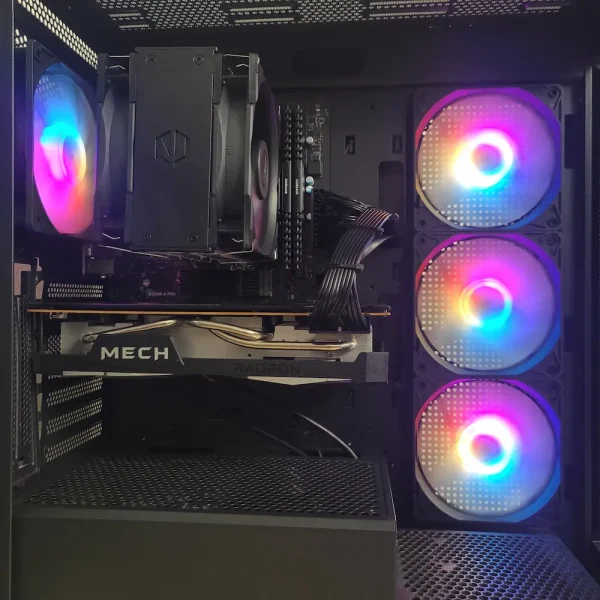MSI B450 3900X RX6700XT 16GB 480GB 650W Tento herný dravec premení každú náročnú výzvu na plynulý zážitok bez zbytočného čakania a kompromisov.