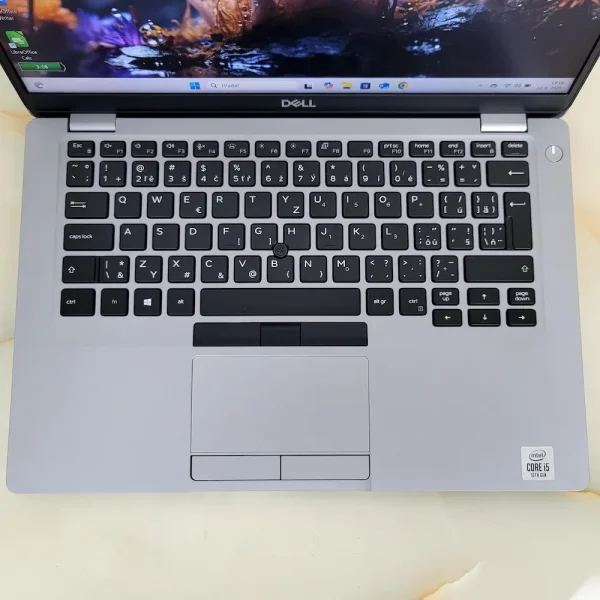 Dell Latitude 5410 i5-10210U 16GB 256GB NVMe Elegantný a spoľahlivý pracovný notebook, ktorý zvládne každodenné výzvy s ľahkosťou a štýlom.
