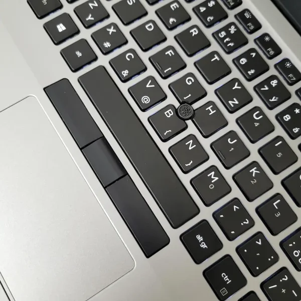 Dell Latitude 5410 i5-10210U 16GB 256GB NVMe Elegantný a spoľahlivý pracovný notebook, ktorý zvládne každodenné výzvy s ľahkosťou a štýlom.