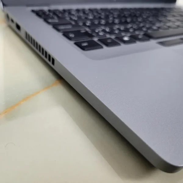 Dell Latitude 5410 i5-10210U 16GB 256GB NVMe Elegantný a spoľahlivý pracovný notebook, ktorý zvládne každodenné výzvy s ľahkosťou a štýlom.