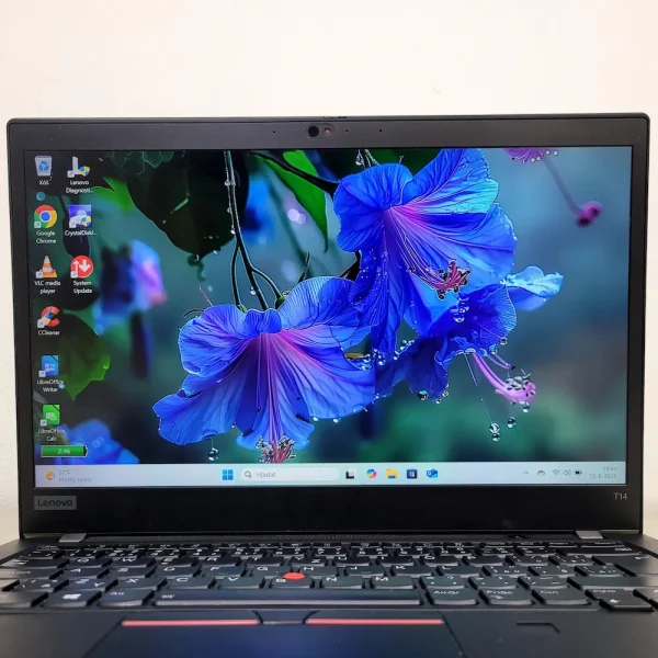 Lenovo T14 i7-10610U 32GB 512GB NVMe Robustný a štýlový pracovný spoločník, ktorý bez kompromisov zvládne náročné úlohy aj každodenné cestovanie.