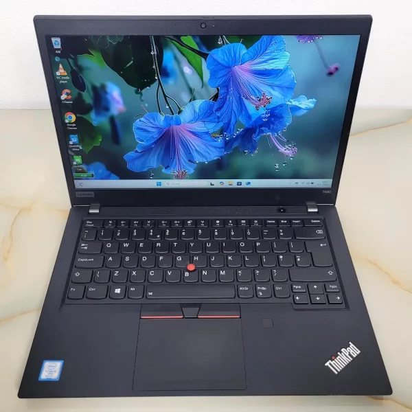 Lenovo T490 i5-8365U 16GB 512GB NVMe Elegancia, výkon a odolnosť v kompaktnom a ľahkom prevedení.