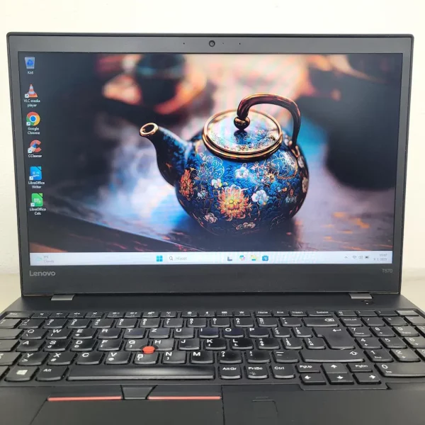 Lenovo T570 i5-6300U 16GB 240GB WD SSD Dokonalý spoločník pre prácu aj voľný čas.