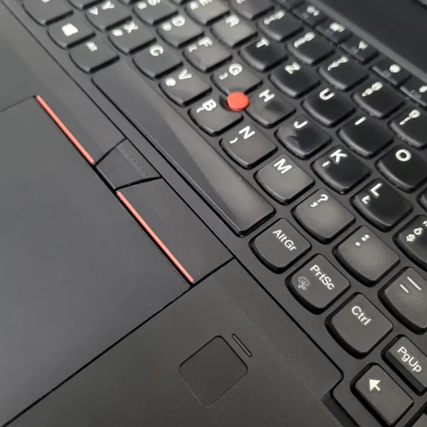 Lenovo T570 i5-6300U 16GB 240GB WD SSD Dokonalý spoločník pre prácu aj voľný čas.