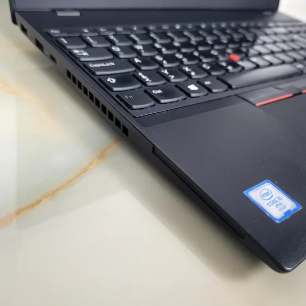 Lenovo T570 i5-6300U 16GB 240GB WD SSD Dokonalý spoločník pre prácu aj voľný čas.