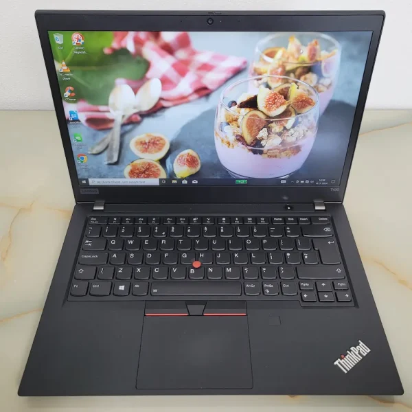 Lenovo T490 i5-8350U 16GB 512GB NVMe, Elegancia, výkon a odolnosť v kompaktnom a ľahkom prevedení.