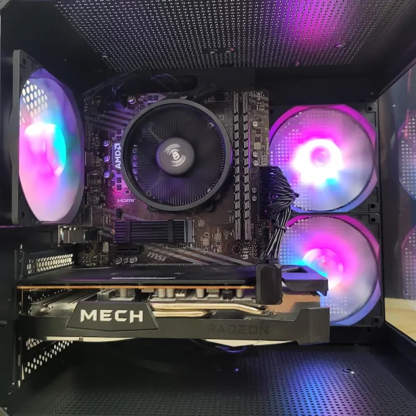 MSI 4500 RX6600XT 16GB 512GB 550W Praktický počítač, ktorý ponúka plynulý výkon pre hry aj každodenné používanie.