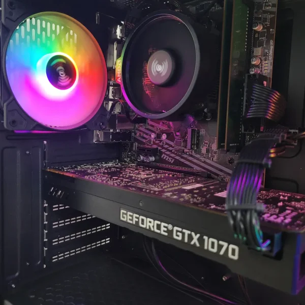 MSI Ryzen 3500 GTX1070 16GB 1TB 600W Objavte solídny herný výkon, ktorý vám umožní užiť si obľúbené tituly za bezkonkurenčnú a cenovo dostupnú sumu.